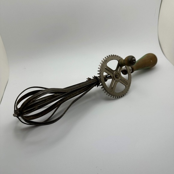 Antique 1920's Green Handle Egg Beater/Mixer - Picture 1 of 5
